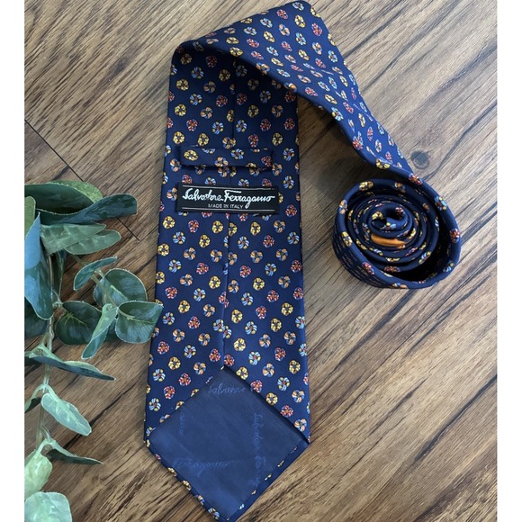 Salvatore Ferragamo Genuine Silk Floral Mens Ties Tie Necktie Luxury Multicolor - Picture 1 of 4